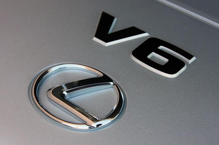  Lexus ES350 2013 года  (фото 46 из 64)